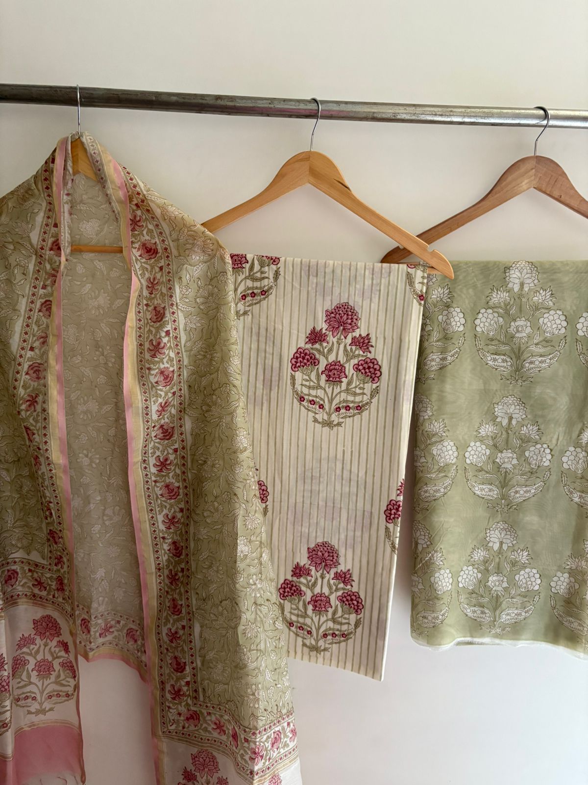 Semistitched Chanderi Suit