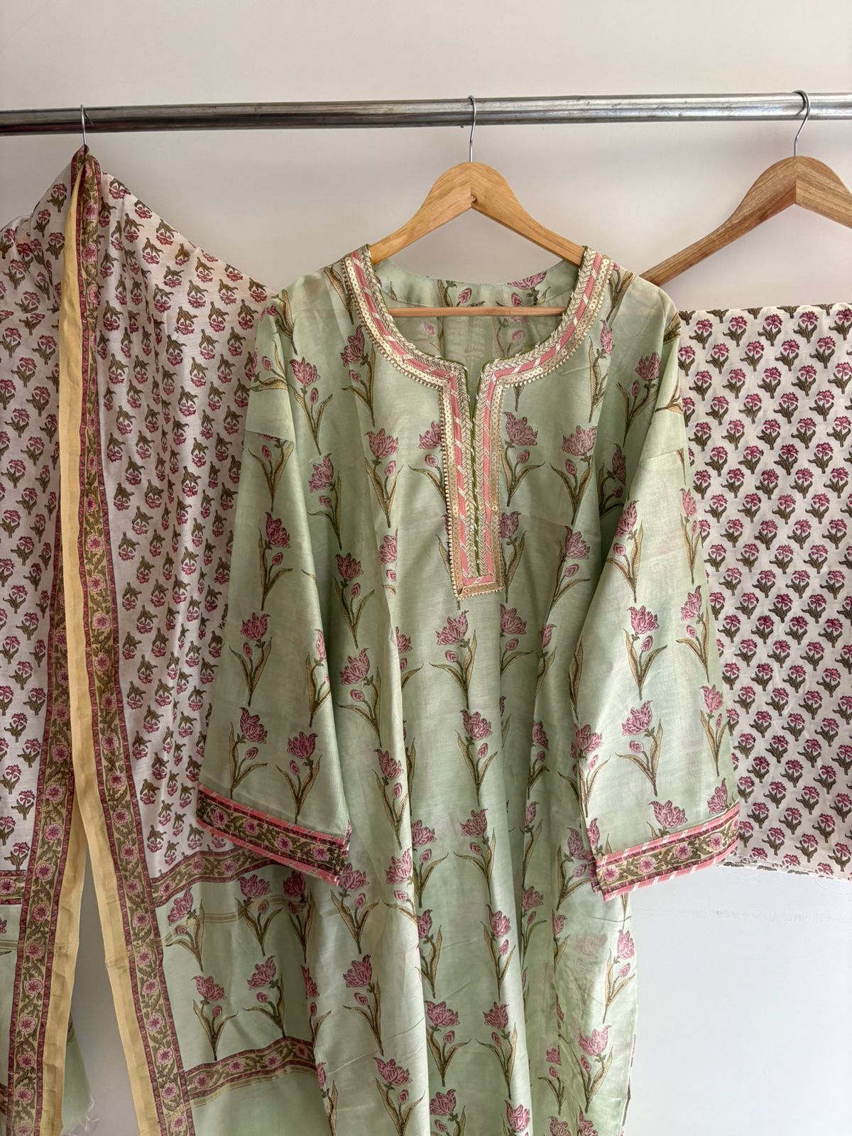 Semistitched Chanderi Suit