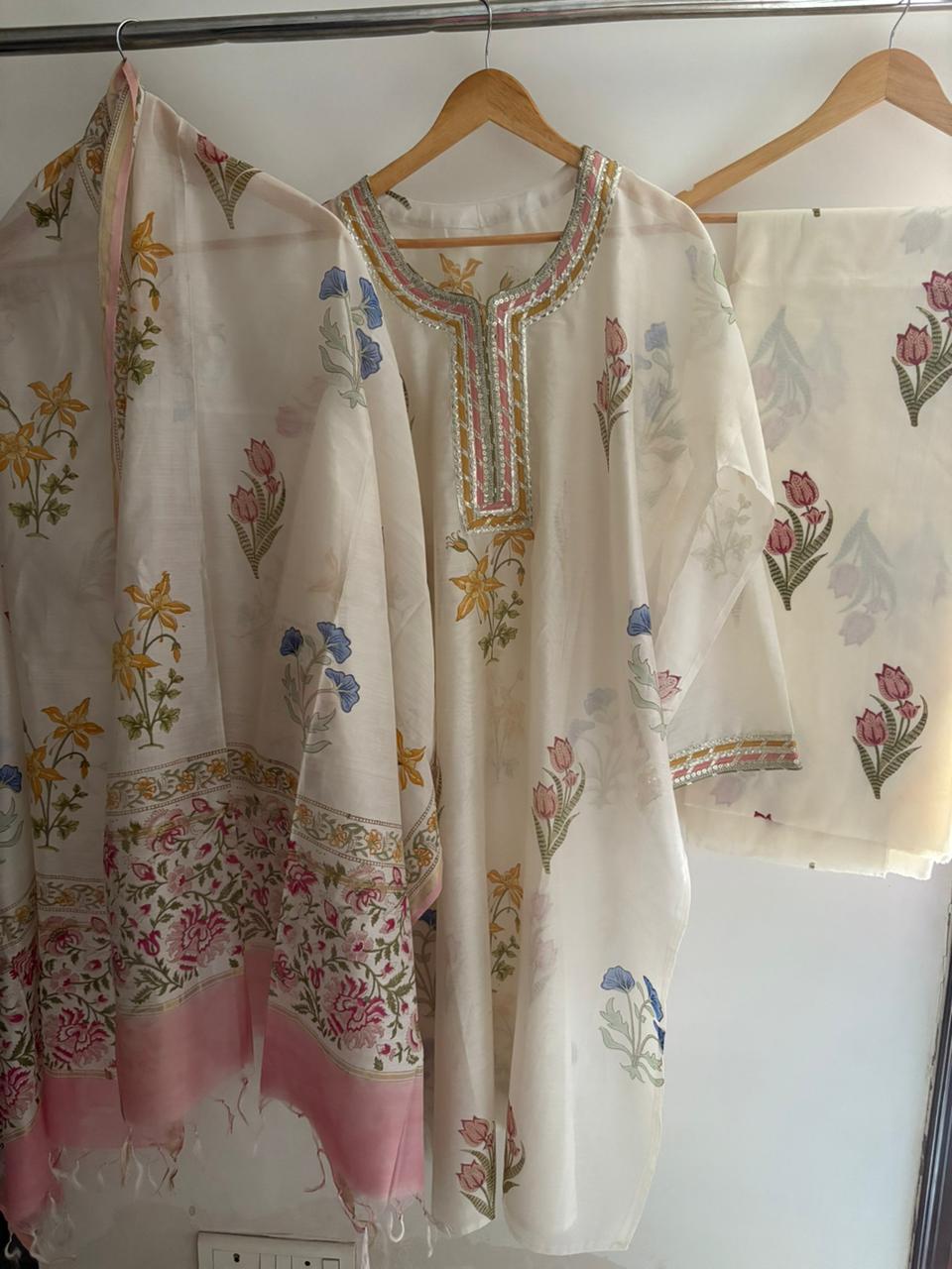 Semistitched Chanderi Suit