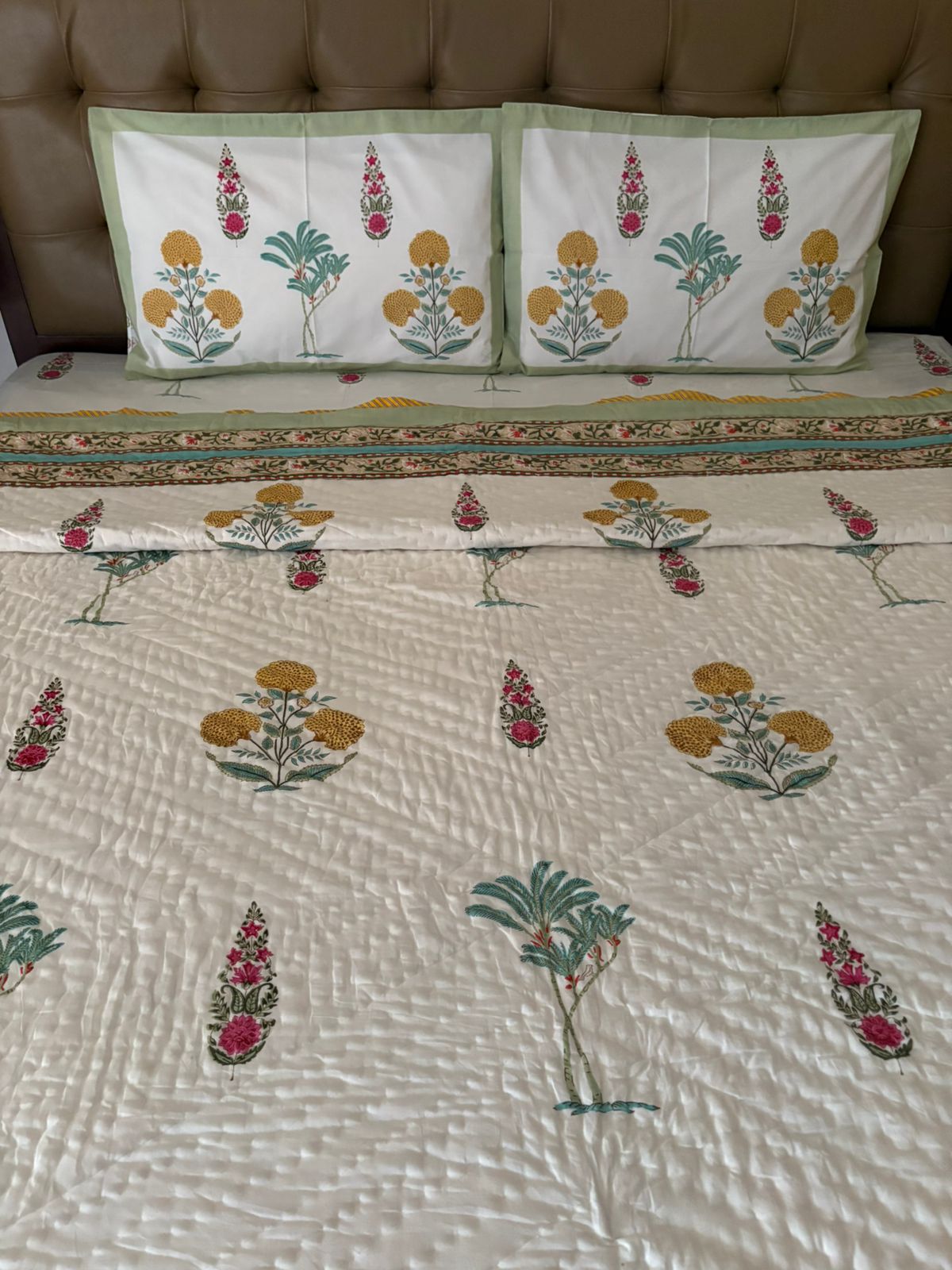 Double Bed Quilts With Matching Bedsheet