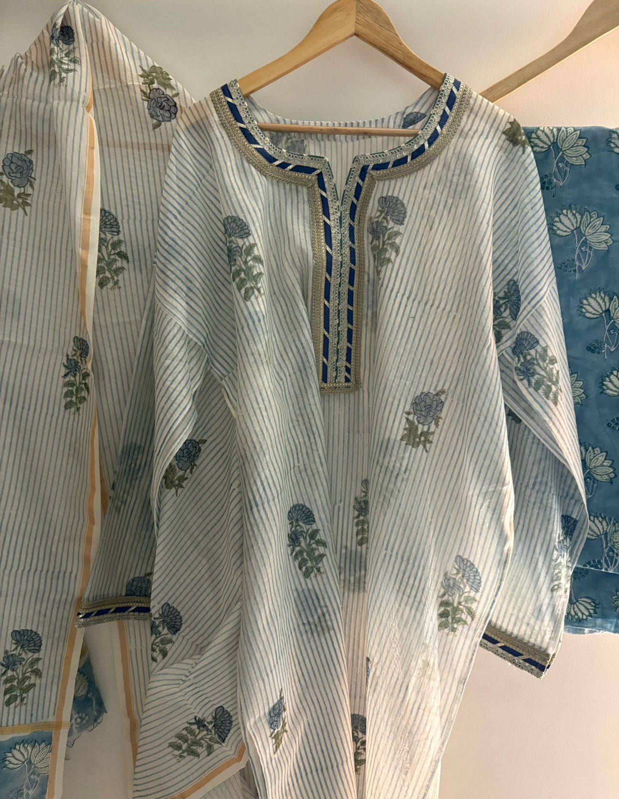 Semistitched Chanderi Suit