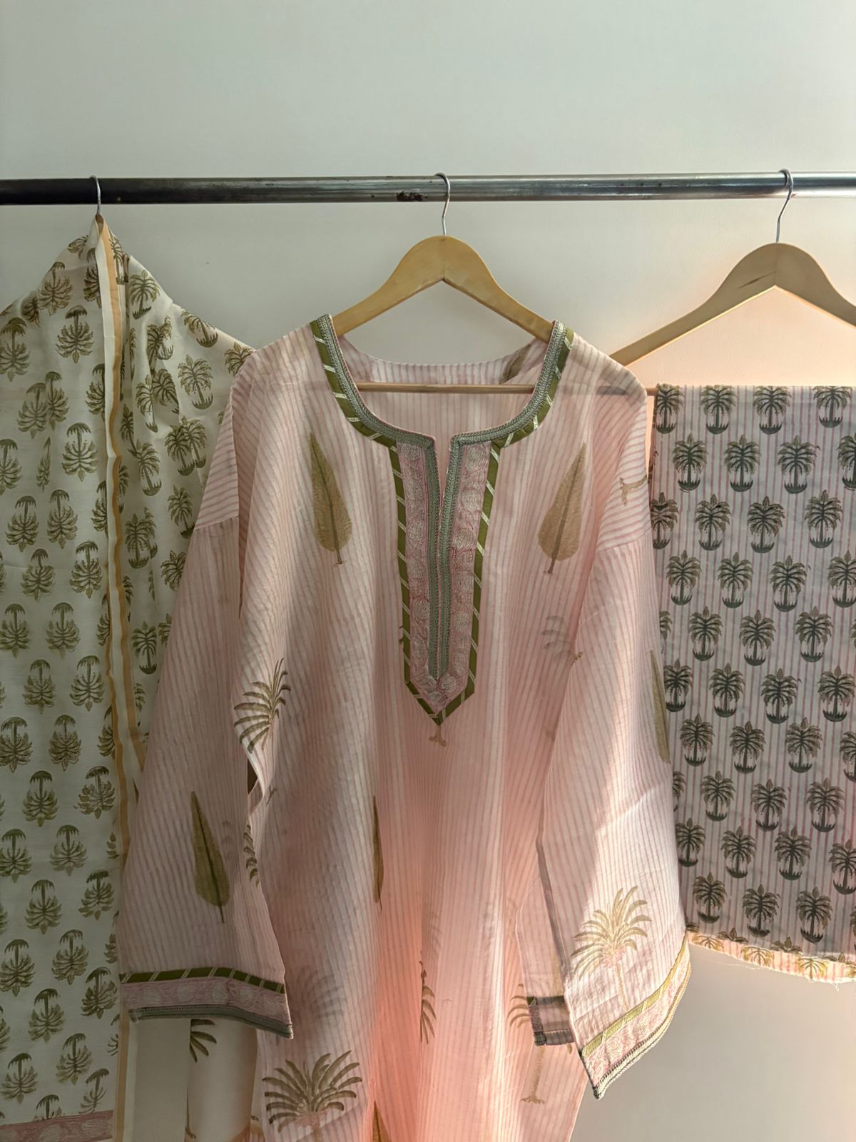 Semistitched Chanderi Suit