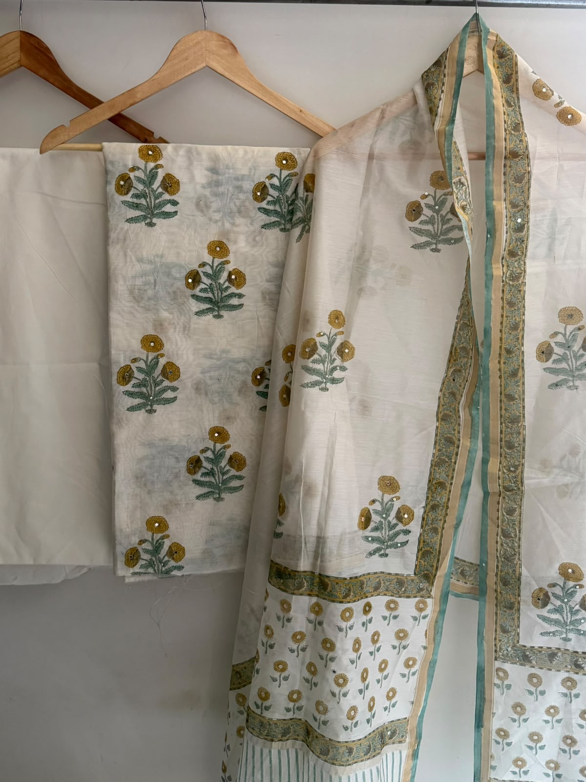 Unstitched Chanderi Suit