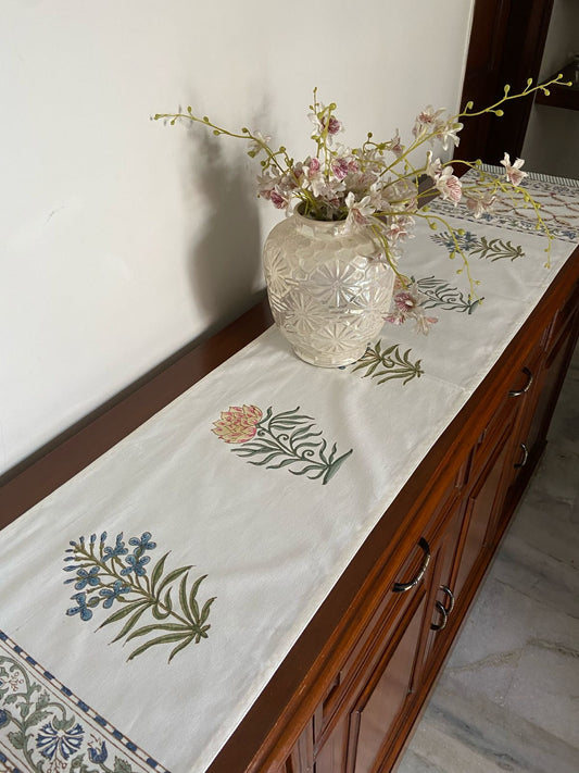 Table Runner