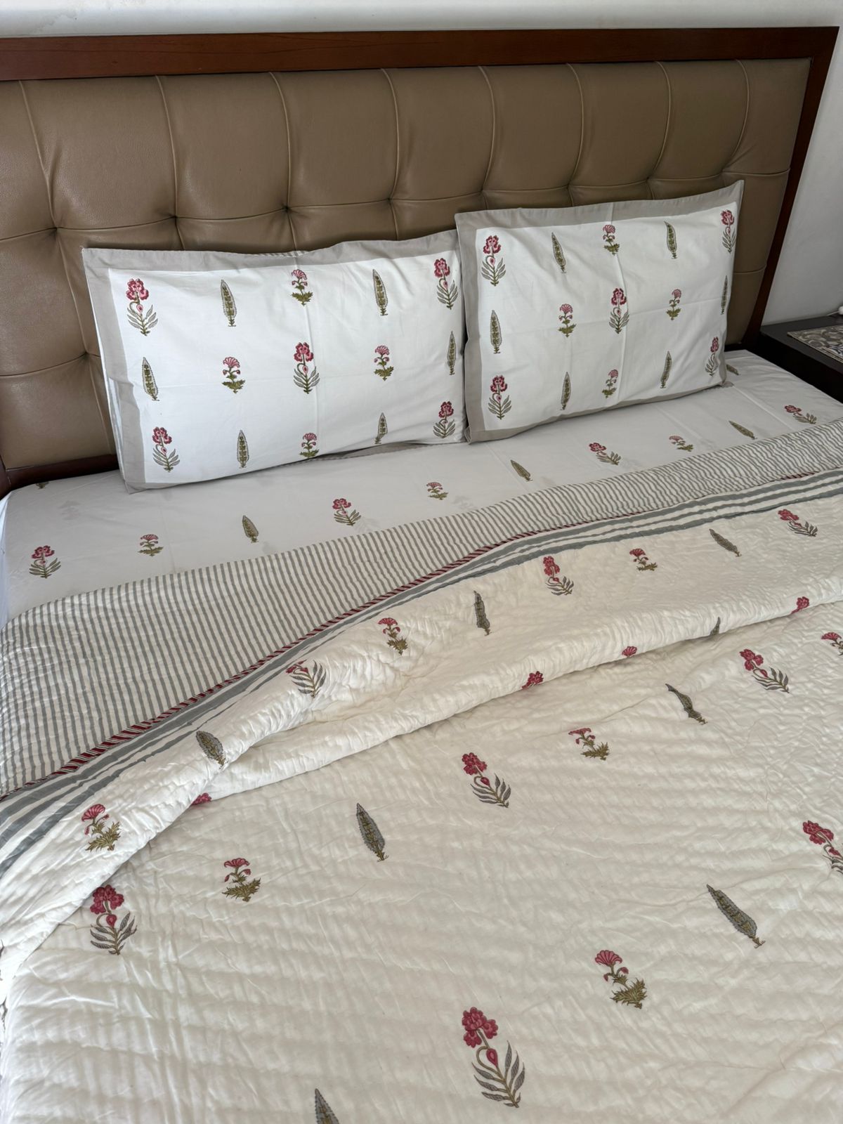 Double Bed Quilts With Matching Bedsheet