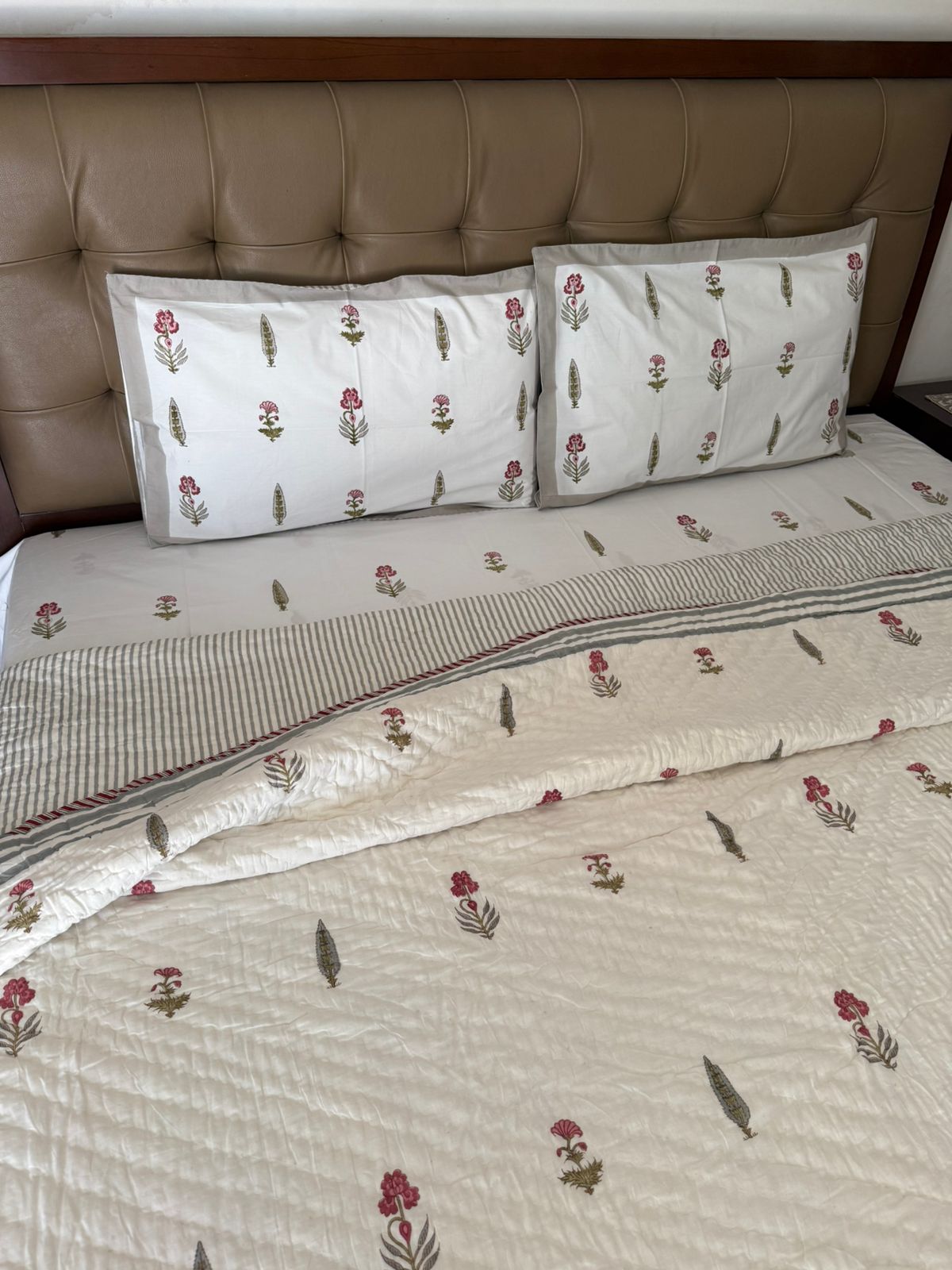 Double Bed Quilts With Matching Bedsheet