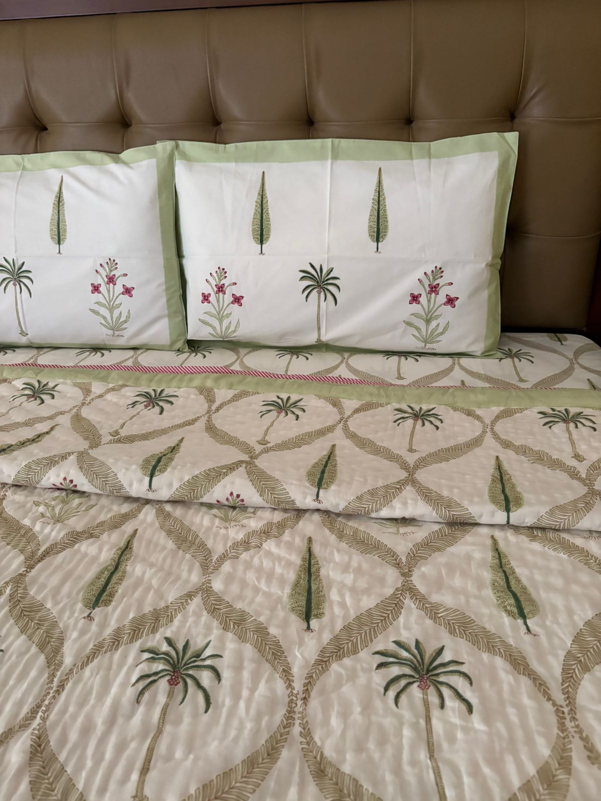 Double Bed Quilts With Matching Bedsheet