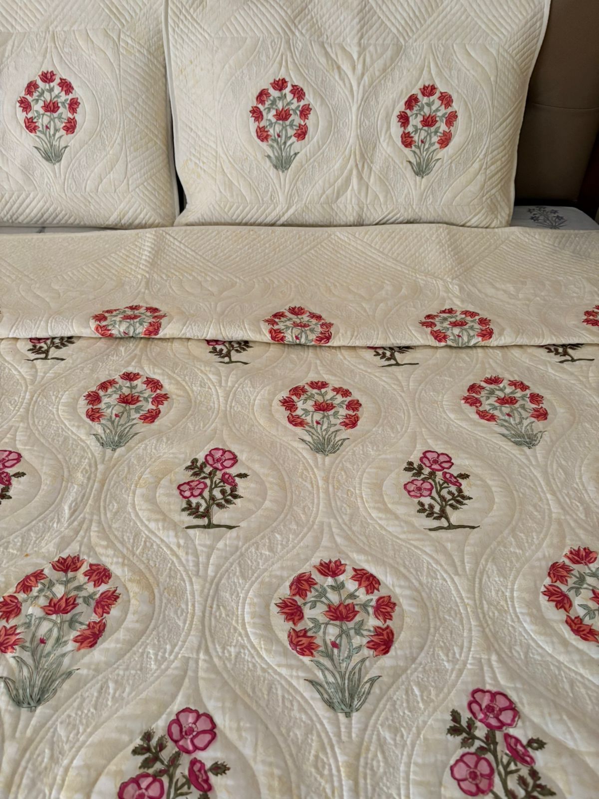 King Size Motif Quilted Bedcover