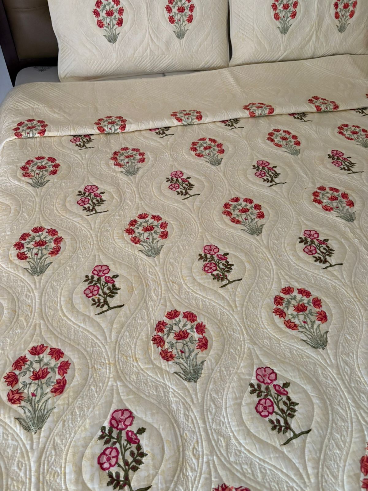 King Size Motif Quilted Bedcover