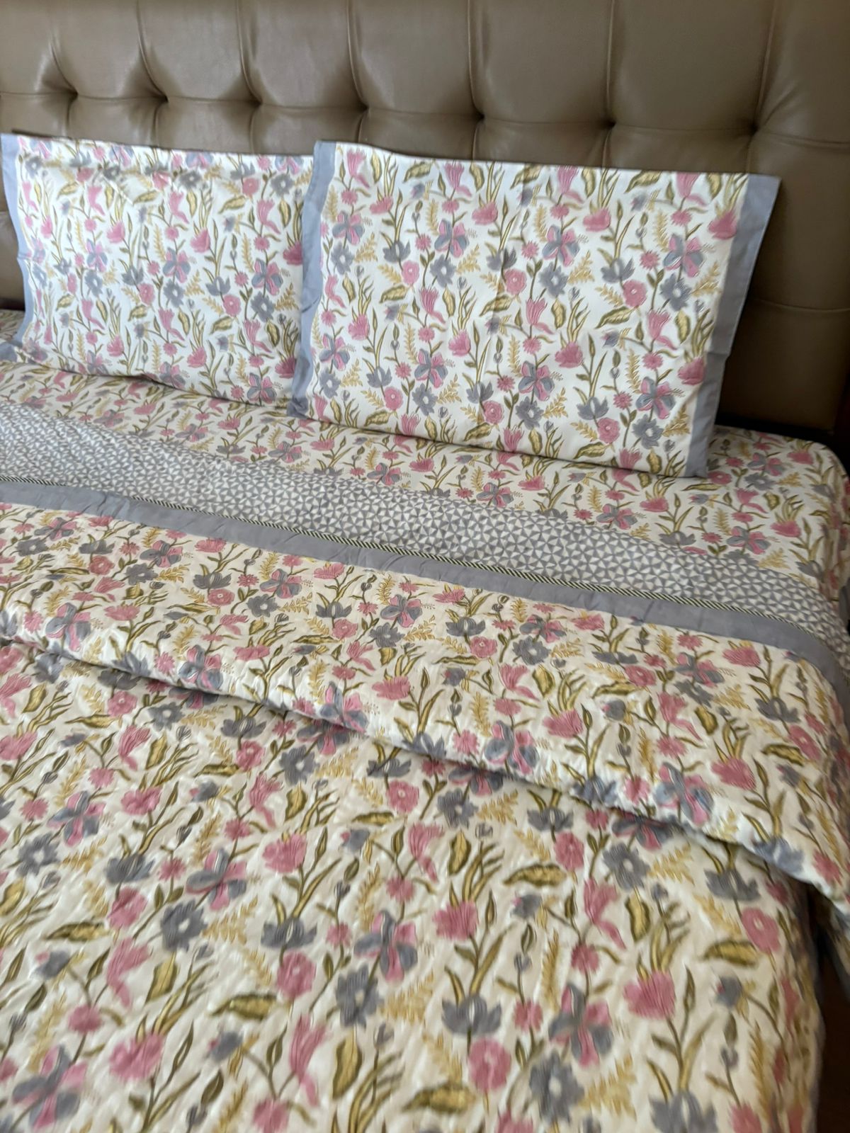 Double Bed Quilts With Matching Bedsheet