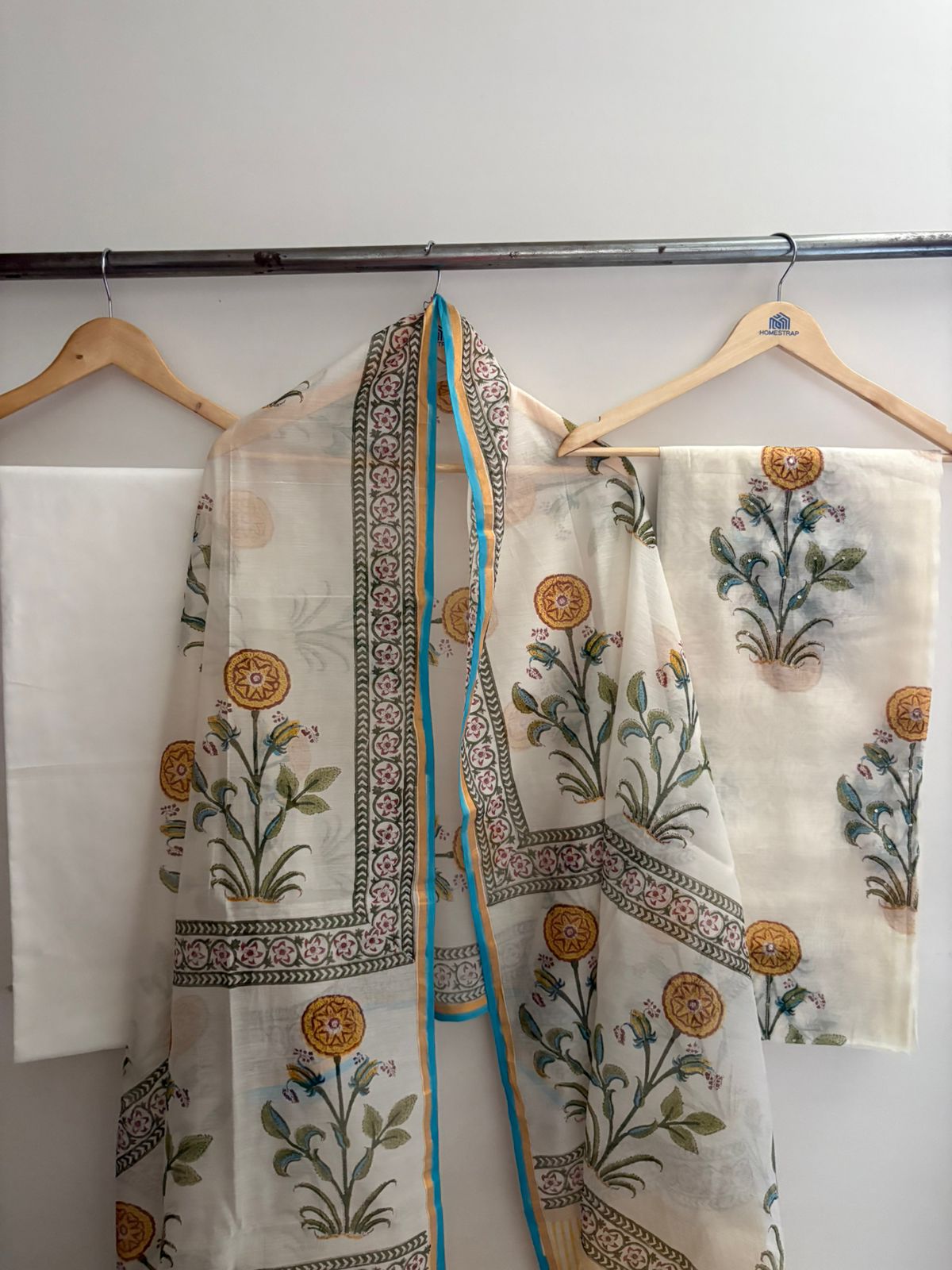 Unstitched Chanderi Suit