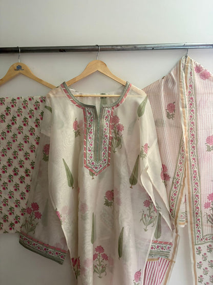 Semistitched Chanderi Suit