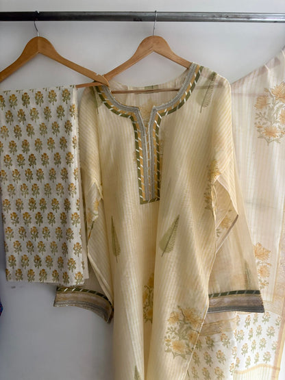 Semistitched Chanderi Suit