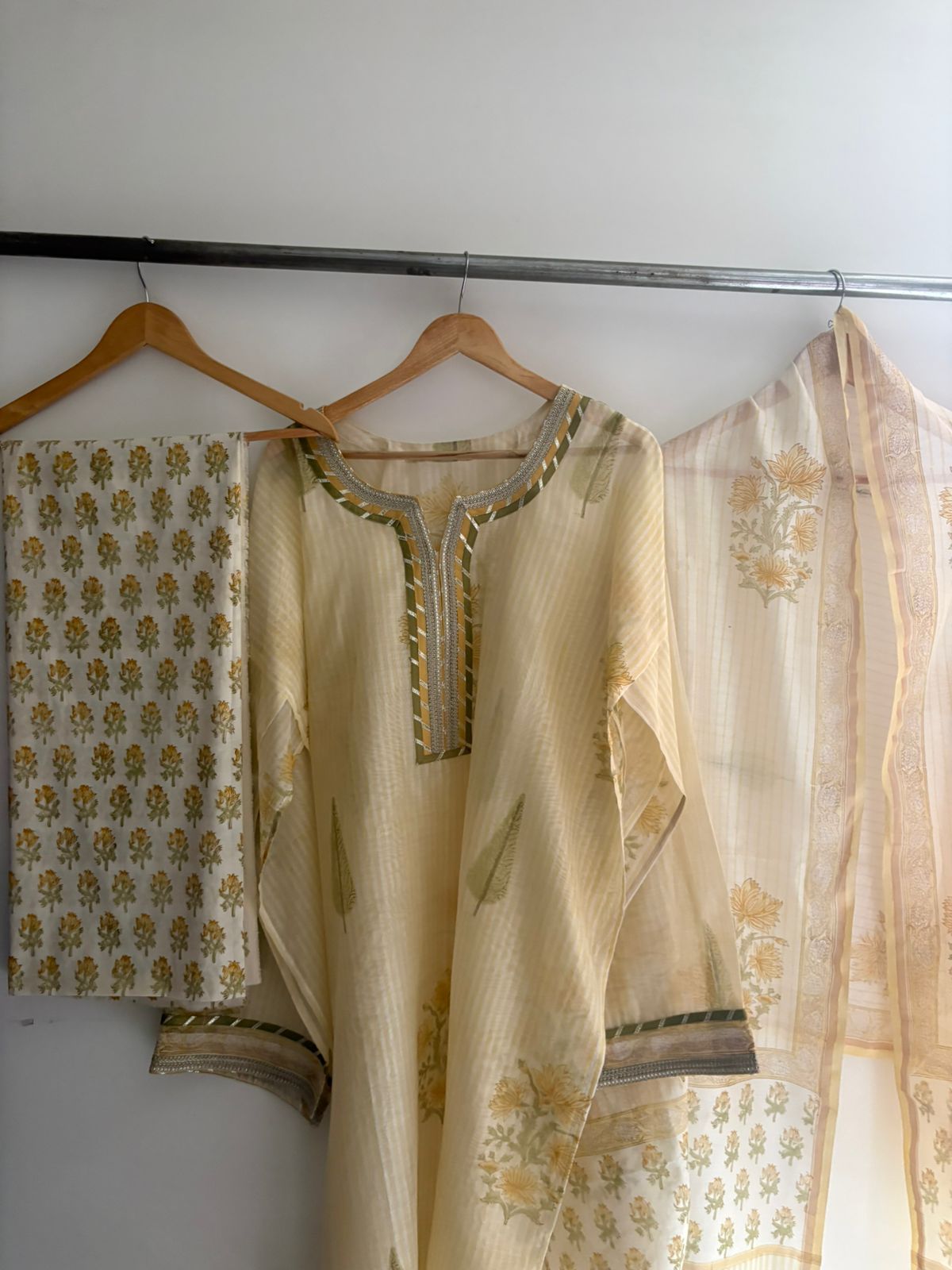 Semistitched Chanderi Suit