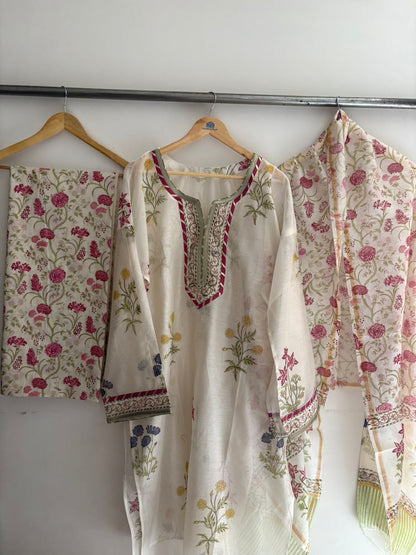 Semistitched Chanderi Suit