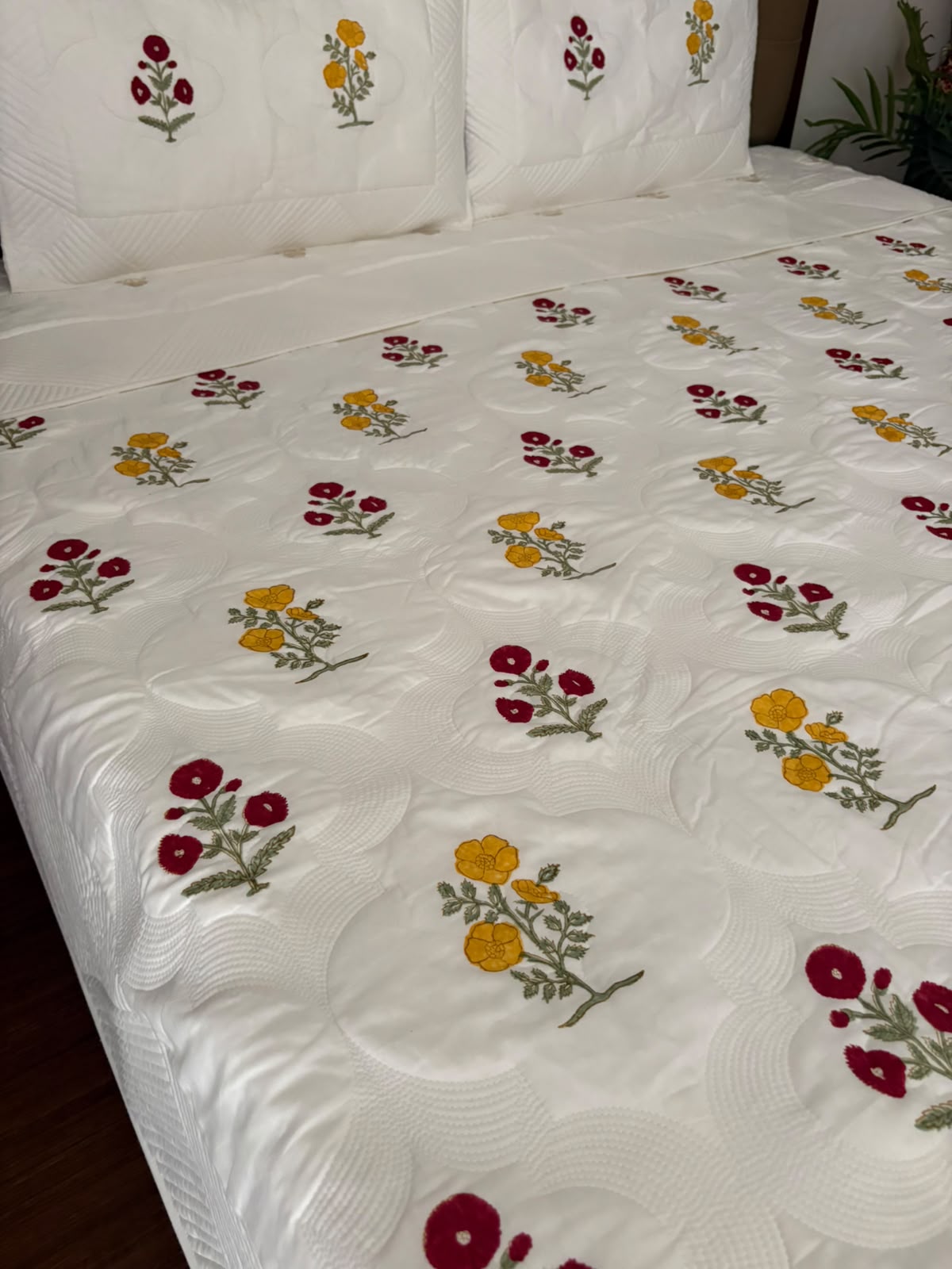 King Size Motif Quilted Bedcover
