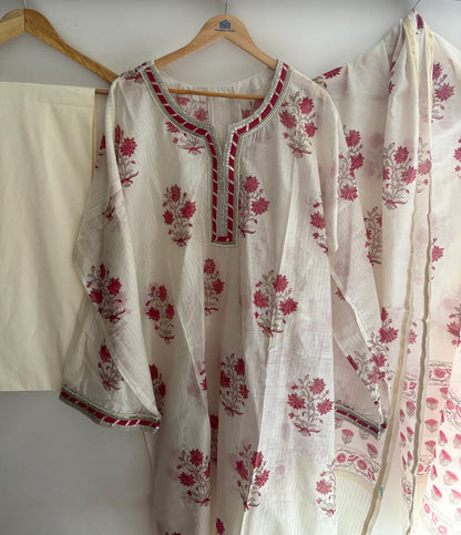 Semistitched Chanderi Suit