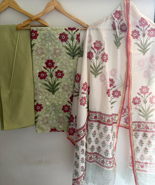 Unstitched Chanderi Suit