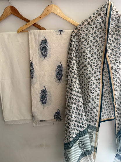 Unstitched Chanderi Suit