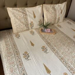 YELLLOW FLOWER LINEN BEDCOVER