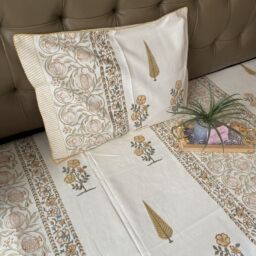 YELLLOW FLOWER LINEN BEDCOVER